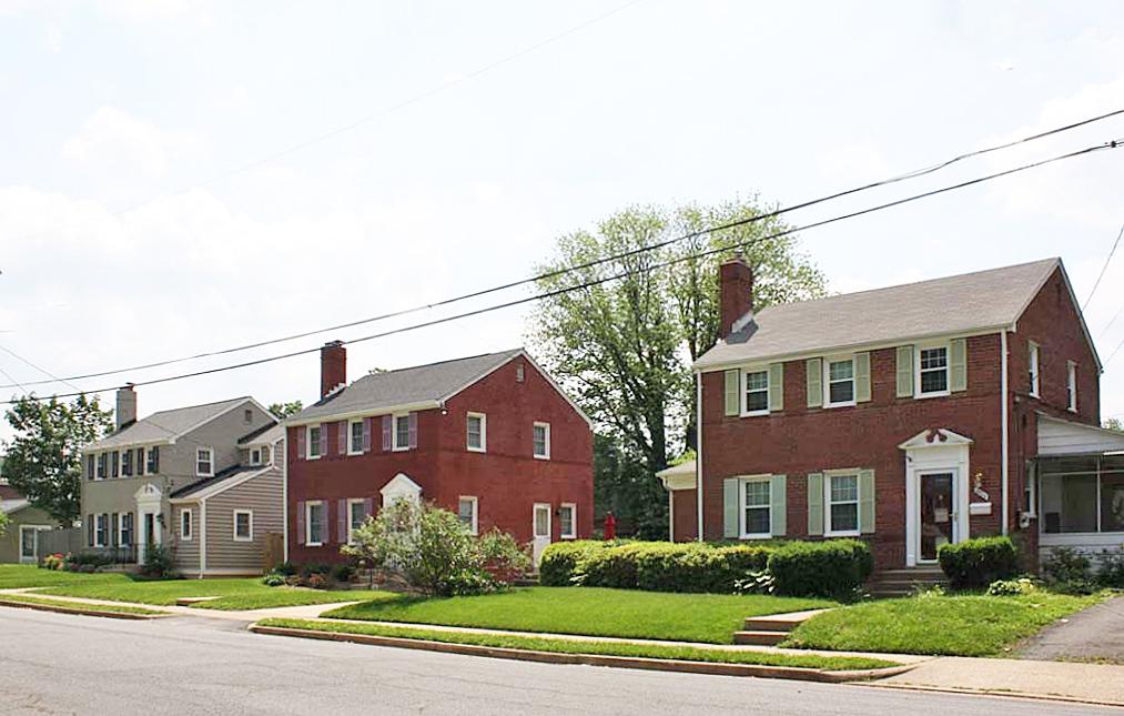 Colonial Revival-Style Homes